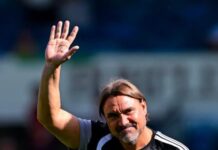 Leeds rewards success coach Daniel Farke!