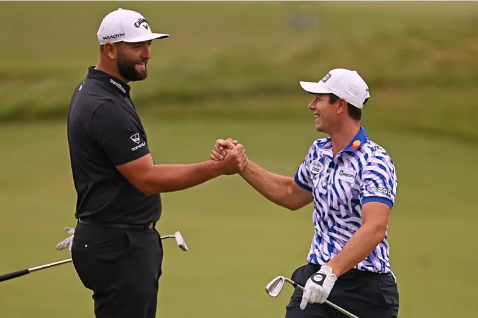 Jon-Rahm-og-Viktor-Hovland-i-US-Open-2023.jpg