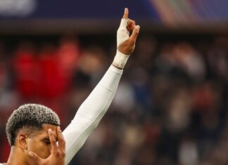 Barcelona giant Ronald Araujo loves Liverpool!