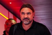 Success coach Daniel Farke prepares his signature pen at Leeds
