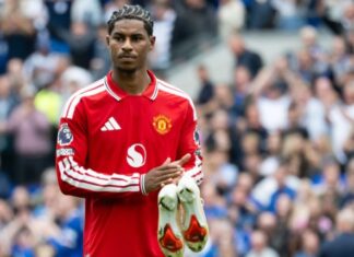 Striker legend Teddy Sheringham believes the treatment of Marcus Rashford is completely wrong